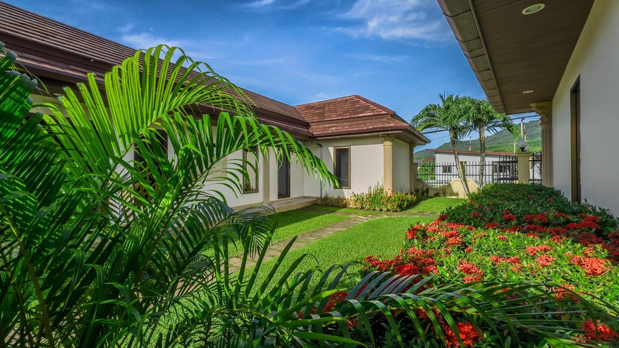 Garden Bungalows 4Br With Private Pool Ban Saiyuan Exteriör bild